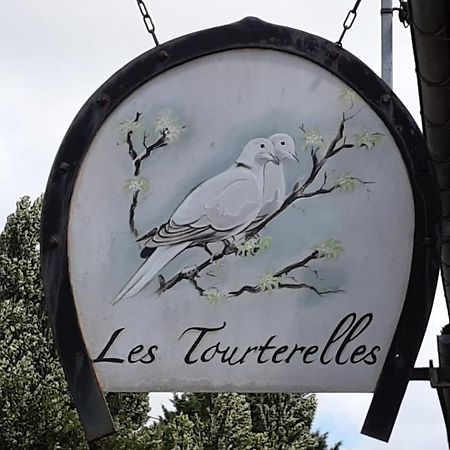 La Tourterelle Apartment Thaims Luaran gambar