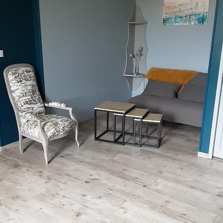 La Tourterelle Apartment Thaims Luaran gambar